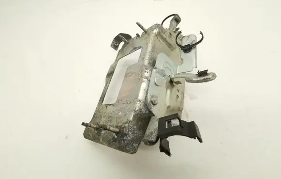 Nissan Juke I F15 Other body part