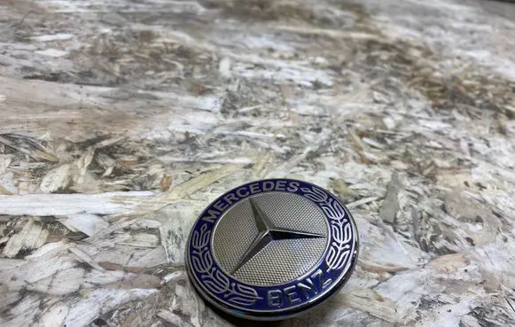 Mercedes-Benz CL C216 Manufacturer badge logo/emblem 1298880116