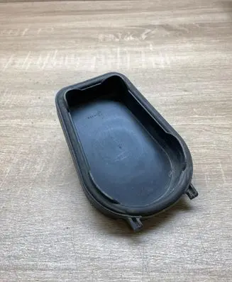 Volkswagen Touran I Headlight/headlamp dust cover 1305239232