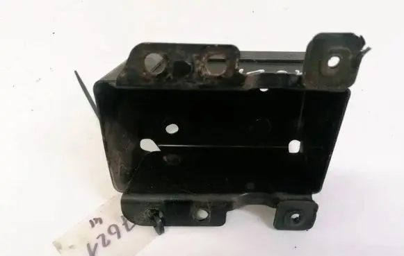 Nissan Cube Z12 Rear bumper mounting bracket