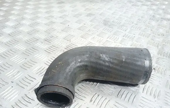 Volvo XC90 Intercooler hose/pipe