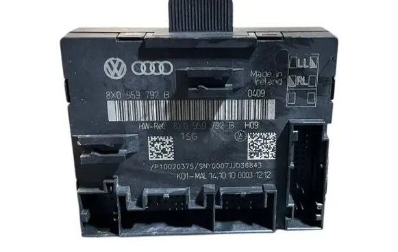 Audi A1 Door control unit/module 8X0959792B