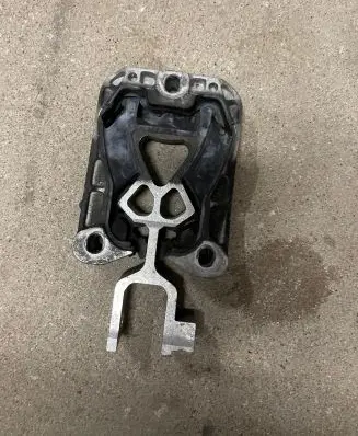Ford Kuga III Engine mount bracket 326G09