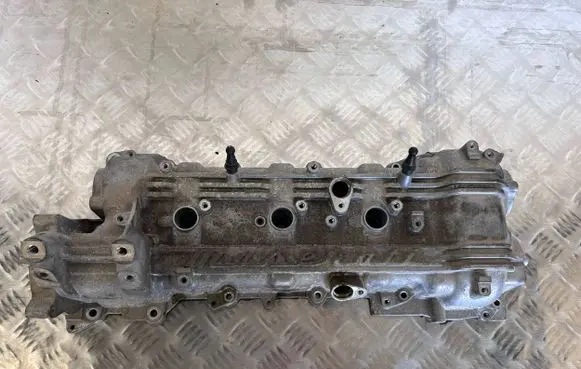 Maserati Levante Rocker cam cover 318085