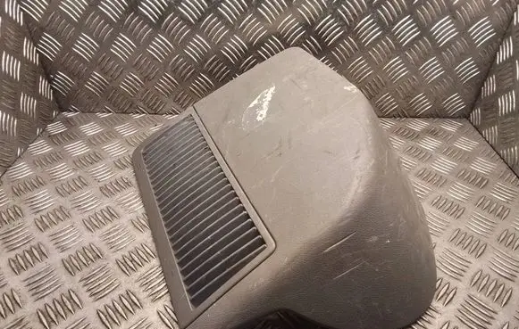Trunk/boot side trim panel