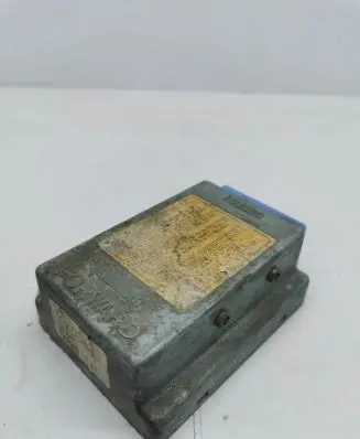 Mazda 626 Airbag control unit/module GC6W57K3ZB 5H25A 33201