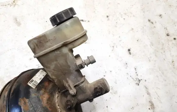 Opel Vectra C Master brake cylinder 320670693