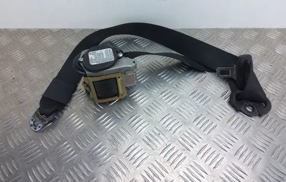 Audi RS6 Front seatbelt 560571801