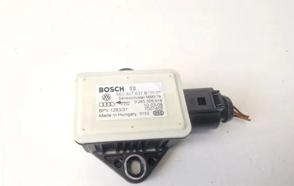 Audi A6 S6 C6 4F ESP acceleration yaw rate sensor 8E0907637B