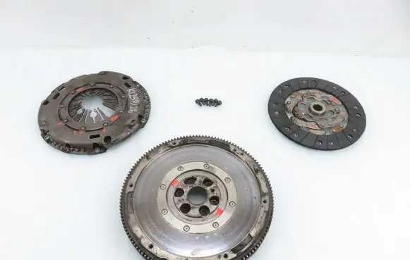 Volkswagen Golf IV Dual mass flywheel 3082299309 038141025D 038105266AQ