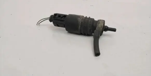 Audi A6 S6 C5 4B Windscreen/windshield washer pump 1J0973722