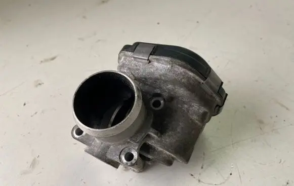 Ford Focus Throttle valve 9673534480 28275019