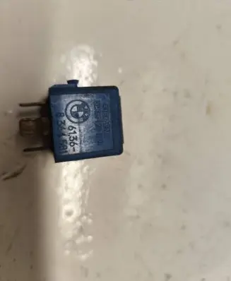 BMW X5 E53 Other relay V23134K59X313 8364581