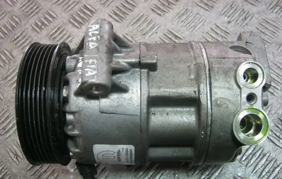 Alfa Romeo Giulietta Air conditioning (A/C) compressor (pump) 51988029