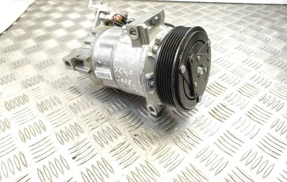 Volvo XC40 Air conditioning (A/C) compressor (pump) 31449067 T8101500454