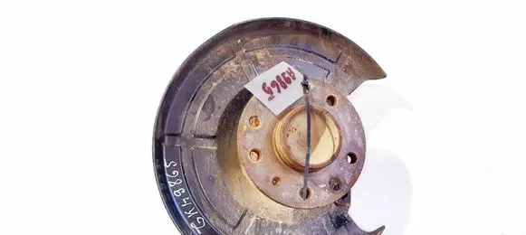 Opel Astra H Rear brake disc plate dust cover 