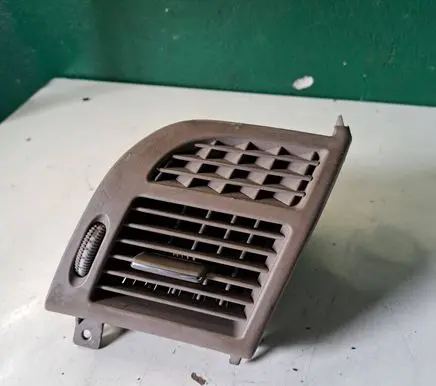 Mercedes-Benz E W211 Dashboard side air vent grill/cover trim 2118300654 C091103