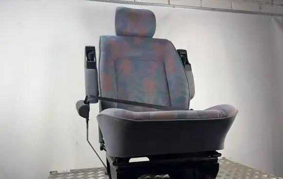 Volkswagen Multivan T4 Front driver seat 70188167801A
