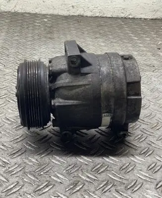 Renault Megane I Air conditioning (A/C) compressor (pump)