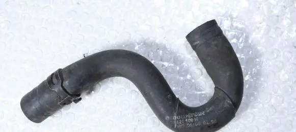 Audi A6 S6 C5 4B Air intake hose/pipe 8D0121109H