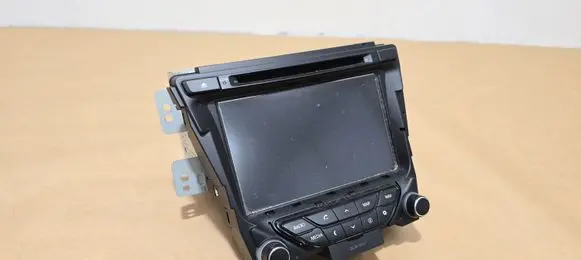 Hyundai i40 Radio/CD/DVD/GPS head unit 965603Z1514X
