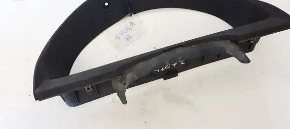 KIA Sorento Dashboard trim 848303e000