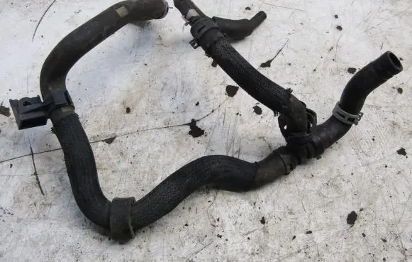 Nissan Qashqai Engine coolant pipe/hose