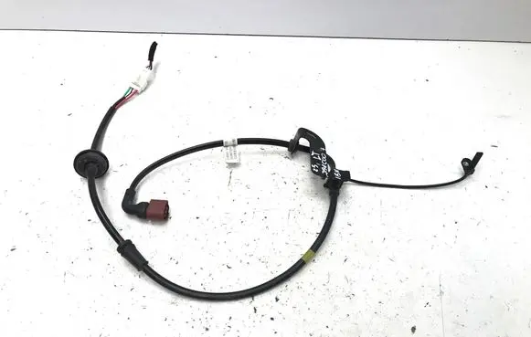 Chery 7 ABS wheel speed sensor 207000703AA
