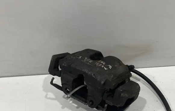 BMW X5 E53 Front brake caliper 34116773132
