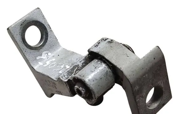 Audi A6 S6 C7 4G Front door lower hinge 4G0831401B