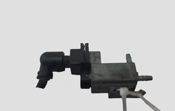 BMW 3 E92 E93 Turbo solenoid valve 70078400 7537612