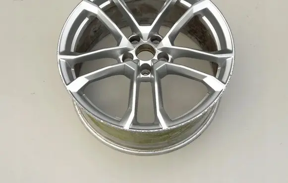 Audi R8 4S R19 alloy rim 
