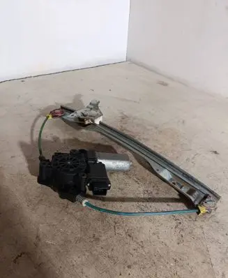 Opel Corsa D Front door window regulator with motor 72005001