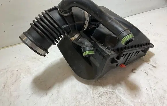 BMW X5 G05 Air filter box 8577140