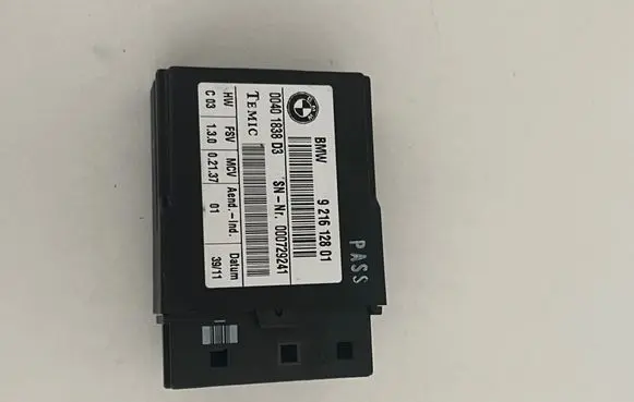 BMW 3 E92 E93 Seat belt adjustment motor 9216128
