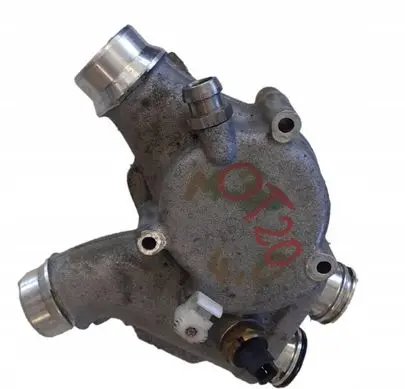 BMW M3 e92 Thermostat housing 7838482