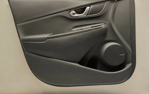 Hyundai Kona I Front door card panel trim 82351J9000