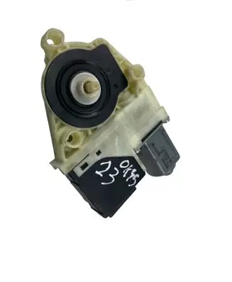 Volkswagen PASSAT B7 Rear door window regulator motor 3AA959703A