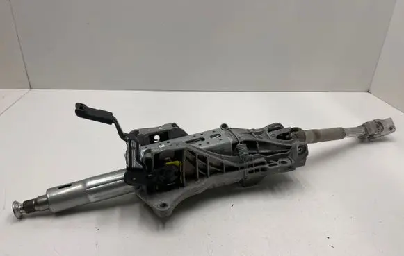 Infiniti Q30 Steering wheel axle A2464602316 MTL12 16161003283