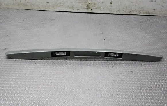 Ford Fiesta Trunk door license plate light bar 2S61A43404