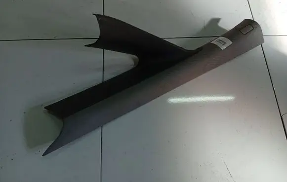(C) pillar trim