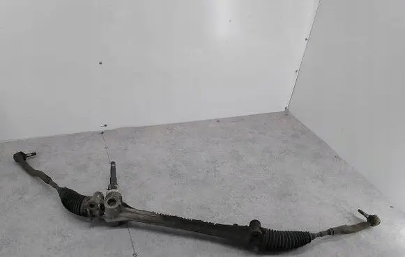 Toyota Auris 150 Steering rack F80000092