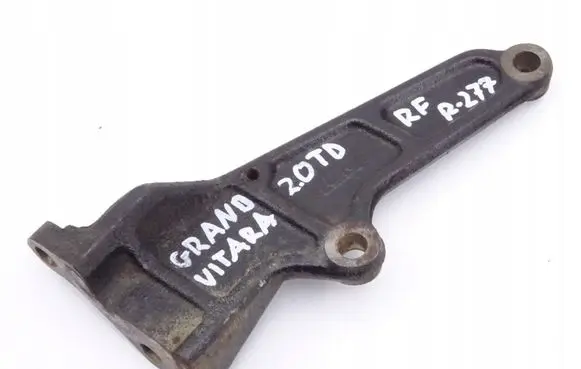 Suzuki Grand Vitara I Gearbox mounting bracket
