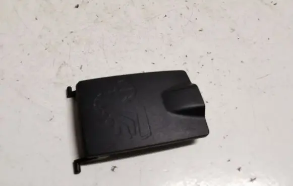 Audi A6 C7 ISOFIX cover 8T0887301