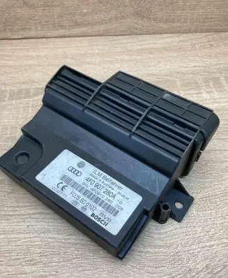 Audi A6 S6 C6 4F Power management control unit 4F0907280A 4F0910280