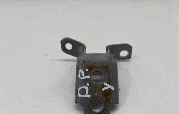 Mazda 3 Front door upper hinge 