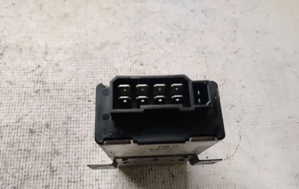 Volkswagen Transporter - Caravelle T4 Cruise control unit/module 443907305A 5GA00439701