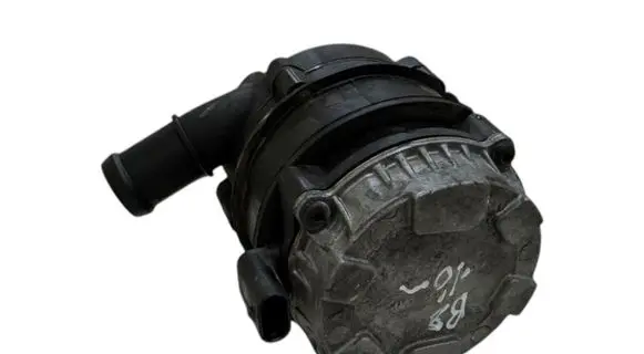 Volkswagen PASSAT B8 Electric auxiliary coolant/water pump 04L965567