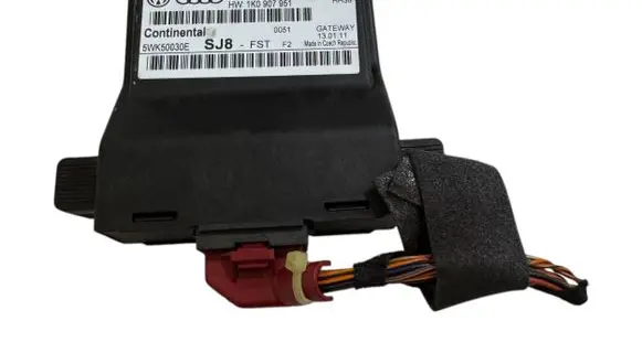 Volkswagen Polo V 6R Gateway control module 6R0907530C 5WK50030E 1K0907951