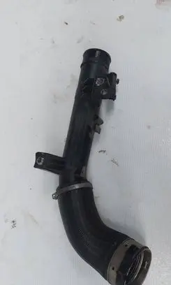 Volvo V40 Intercooler hose/pipe 31422153